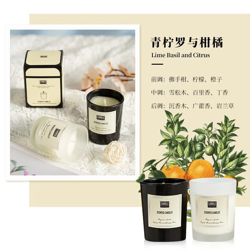 شمعة معطرة بنباتات عطرية.