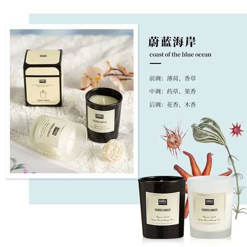 شمعة معطرة بنباتات عطرية.