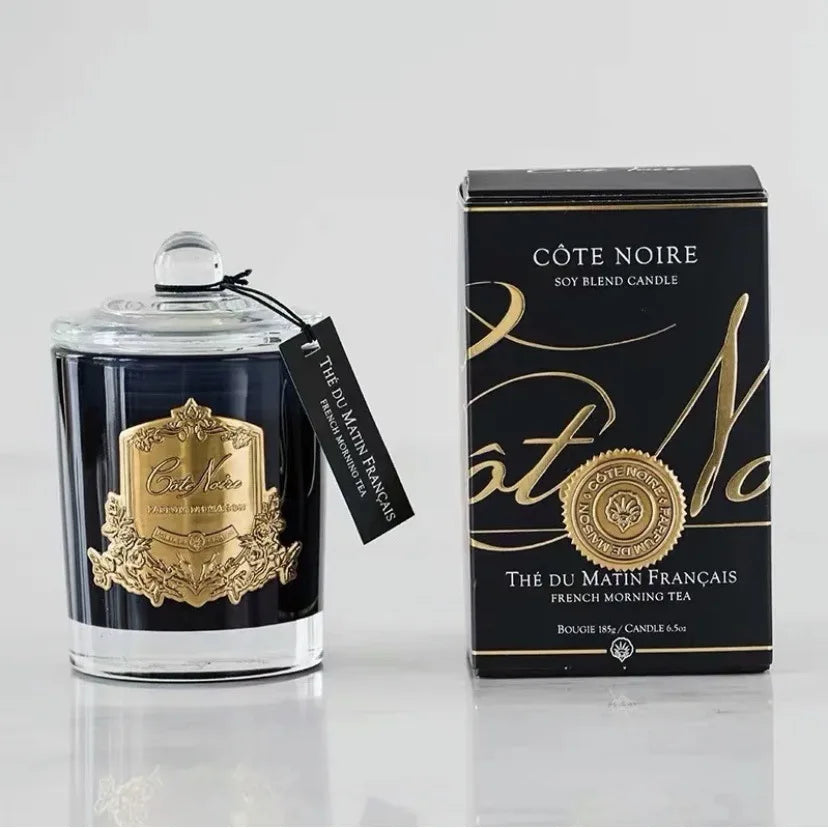 شموع معطرة.