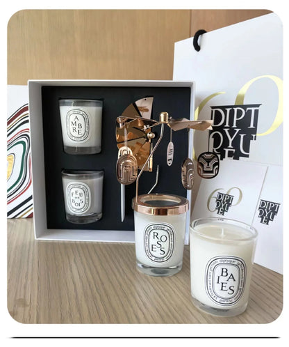 شموع طبيعية معطرة.