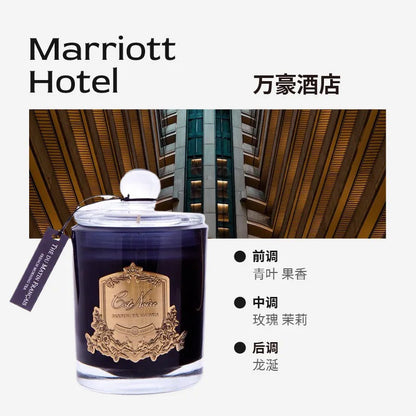 شموع معطرة.