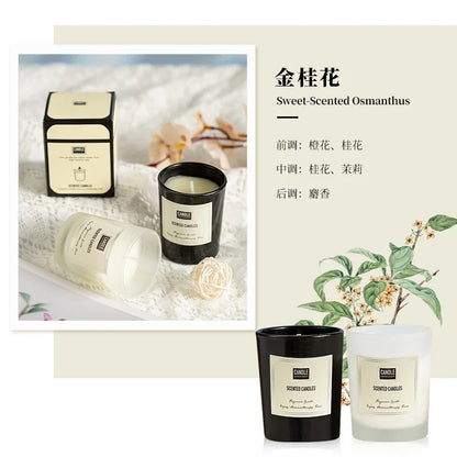 شمعة معطرة بنباتات عطرية.