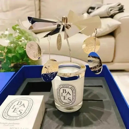شموع طبيعية معطرة.